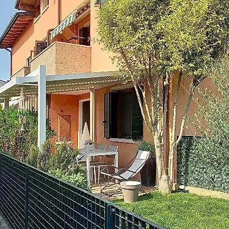Elegante Ed Accogliente Con Garage. شقة أبانو تيرمي