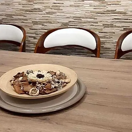 Elegante Ed Accogliente Con Garage. 아바노테르메