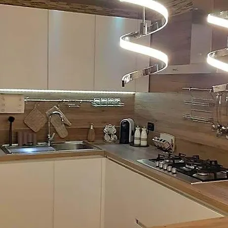호텔 Elegante Ed Accogliente Con Garage. 아바노테르메